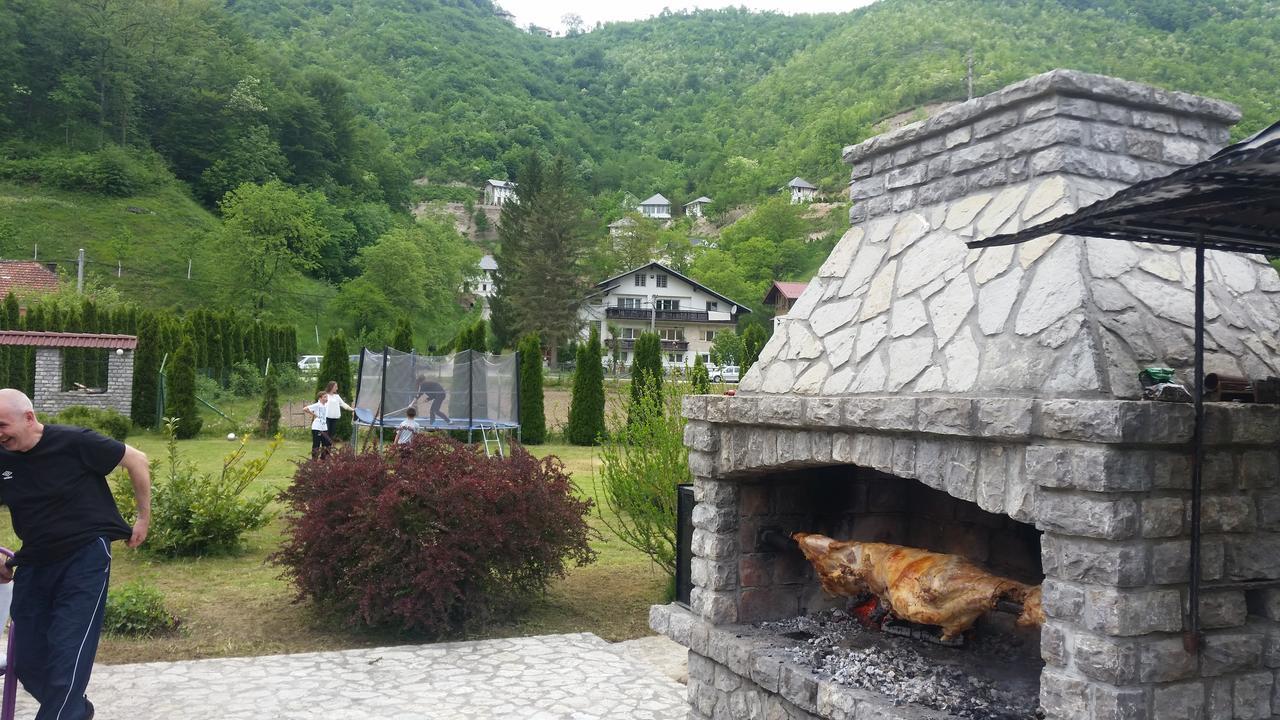 Villa Nature Bihać Exteriör bild